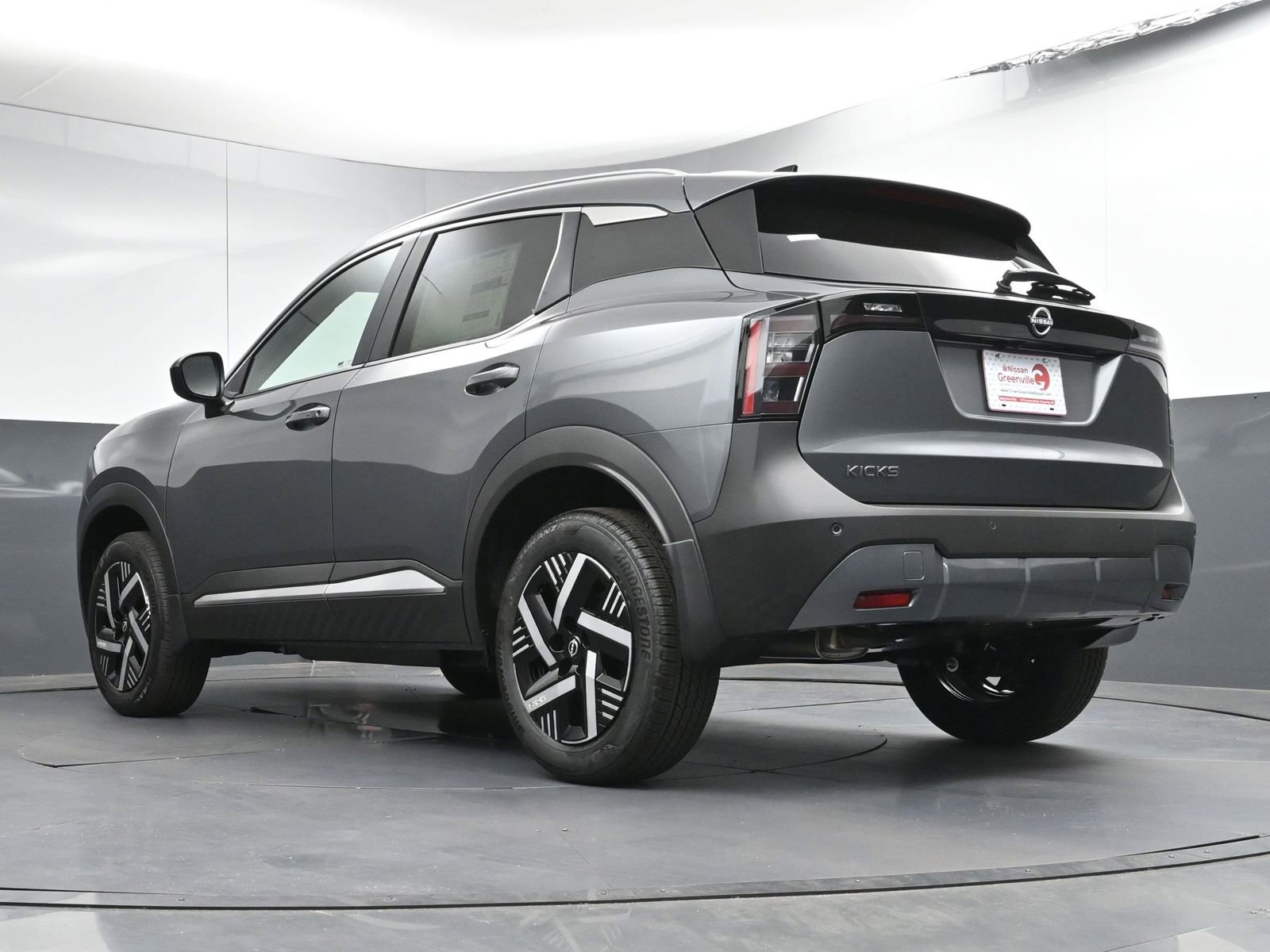 Certified 2026 Nissan Kicks SV FWD image 26