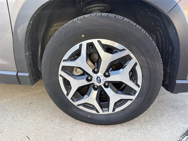 Certified 2023 Subaru Forester Premium image 24