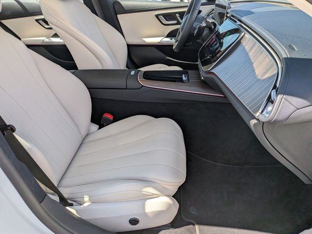 Used 2025 Mercedes-Benz E 350 Sedan image 18