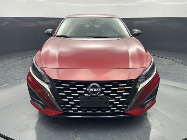 Used 2025 Nissan Altima 2.5 SR image 2
