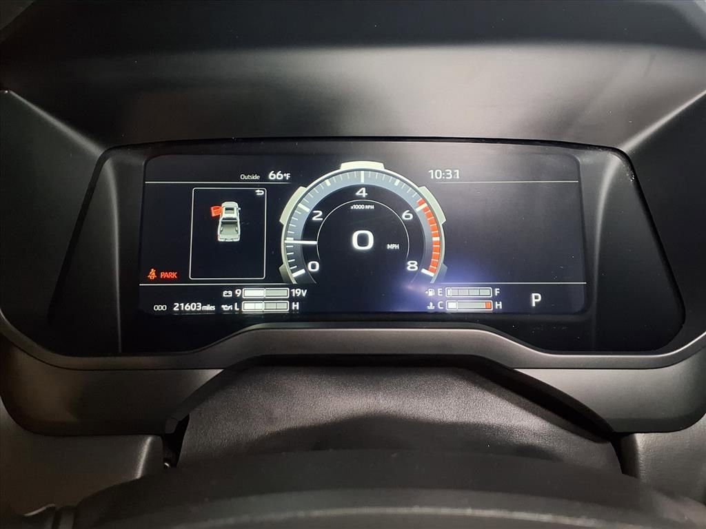Used 2025 Toyota Tundra Platinum AWD/4WD image 27