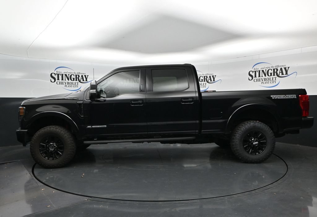 Used 2022 Ford F350 Lariat w/ Tremor Off-Road Package AWD/4WD image 4