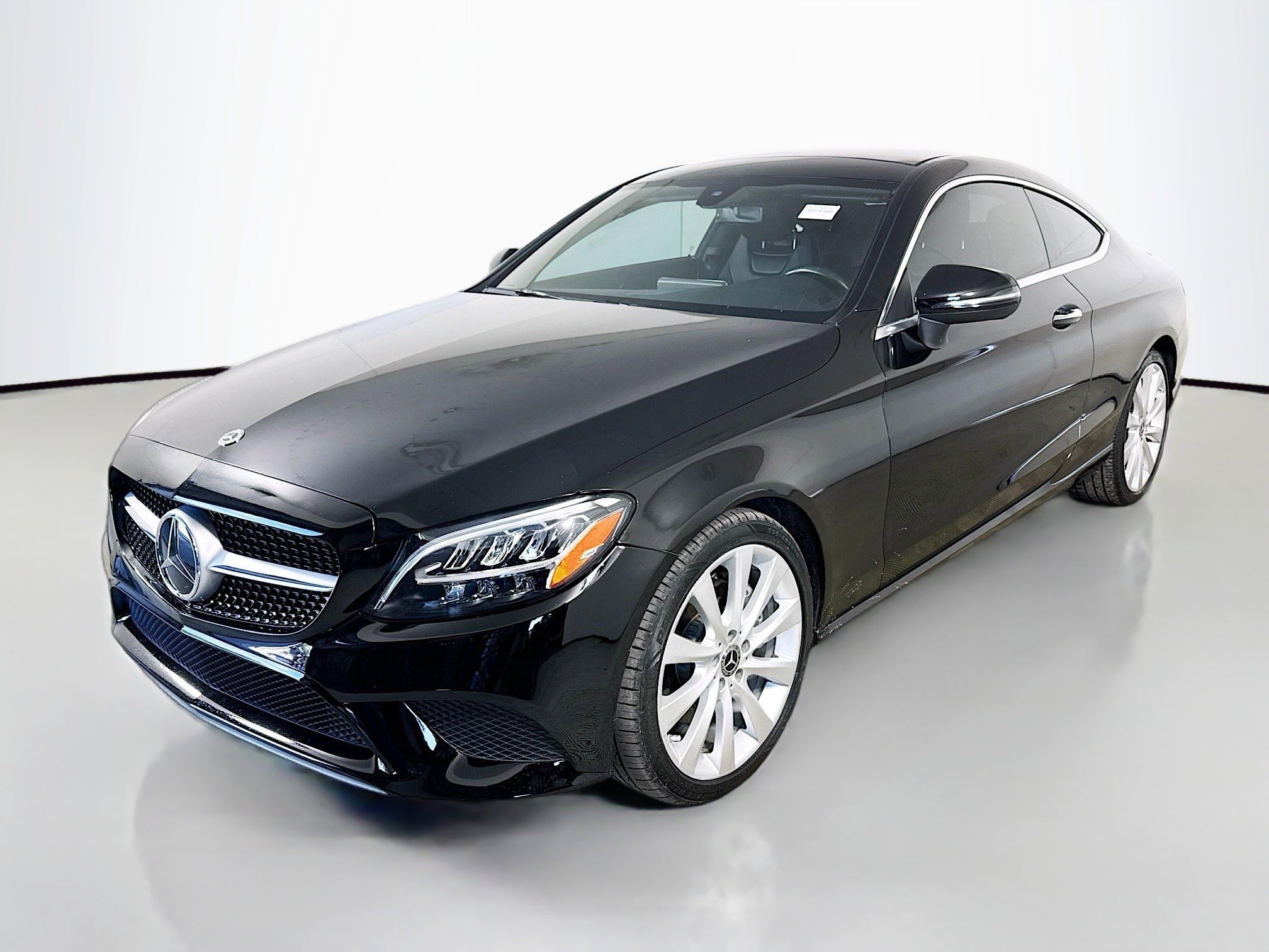 Used 2019 Mercedes-Benz C 300 Coupe image 4