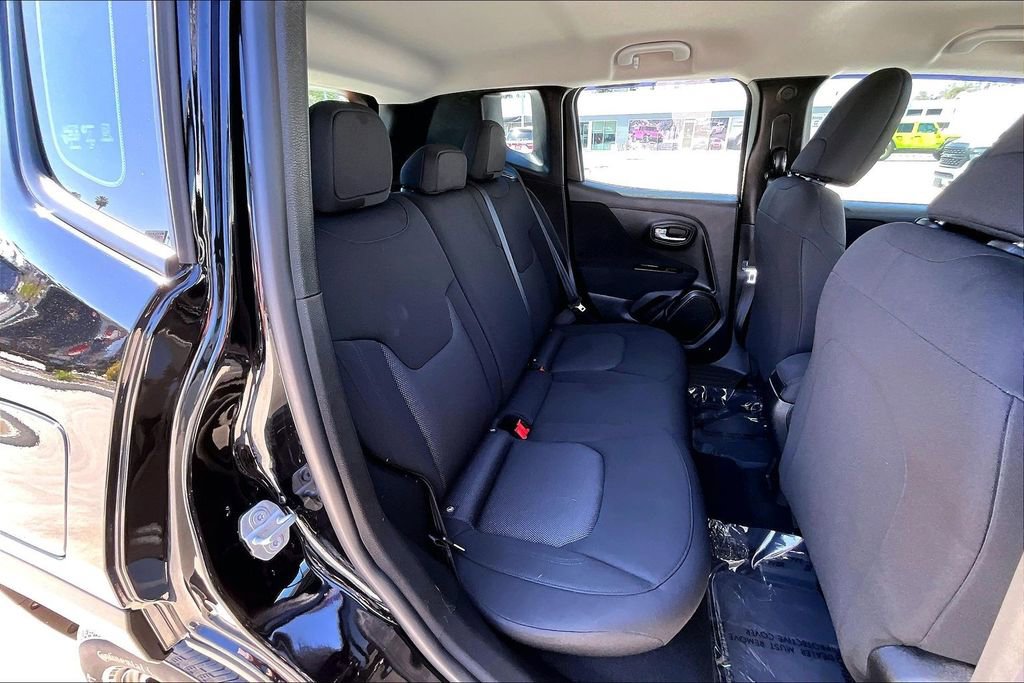 Used 2020 Jeep Renegade Sport image 18
