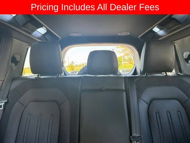 Used 2022 Land Rover Defender 110 X-Dynamic HSE AWD/4WD image 11