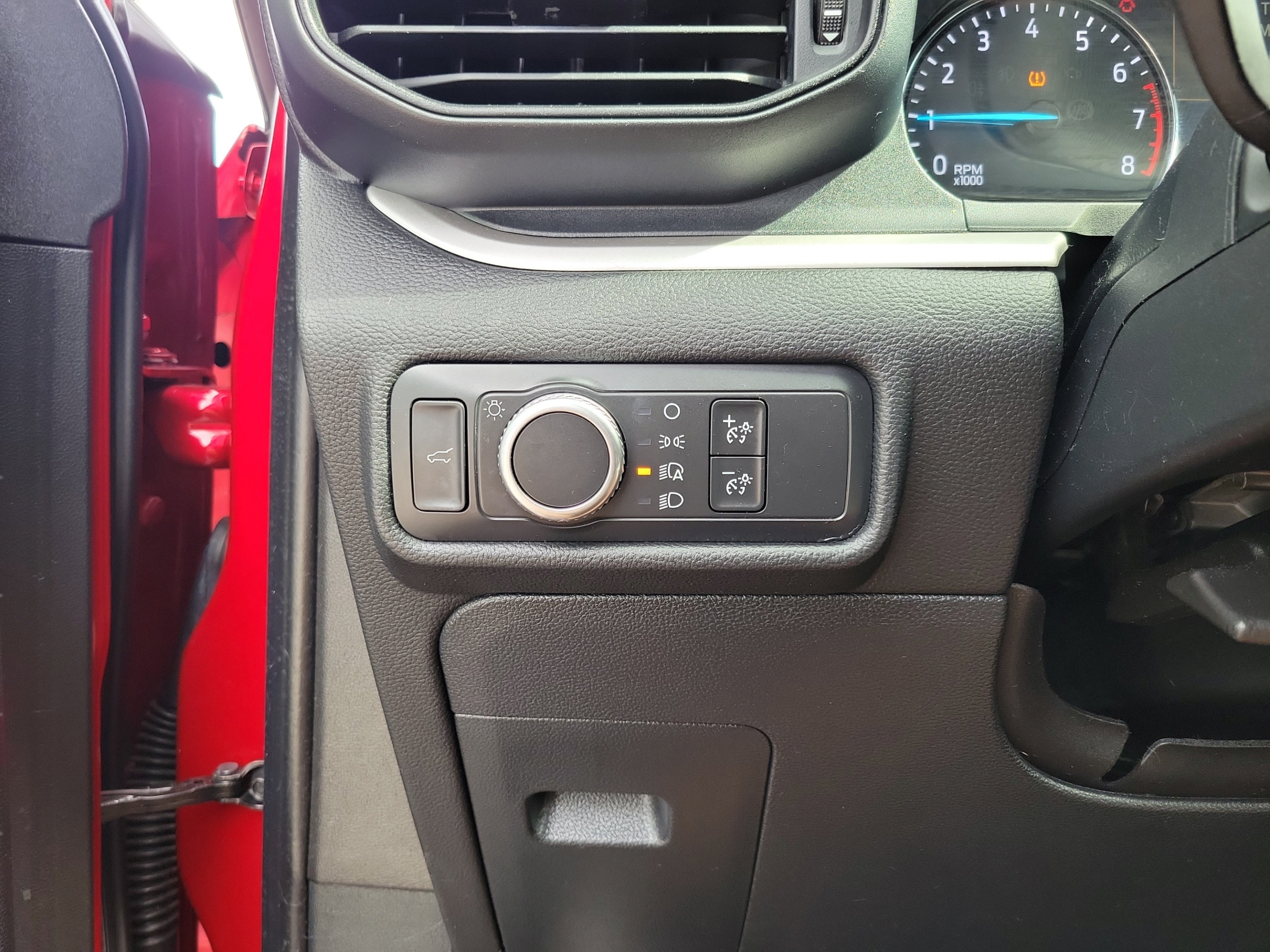 Certified 2020 Ford Explorer XLT RWD image 19