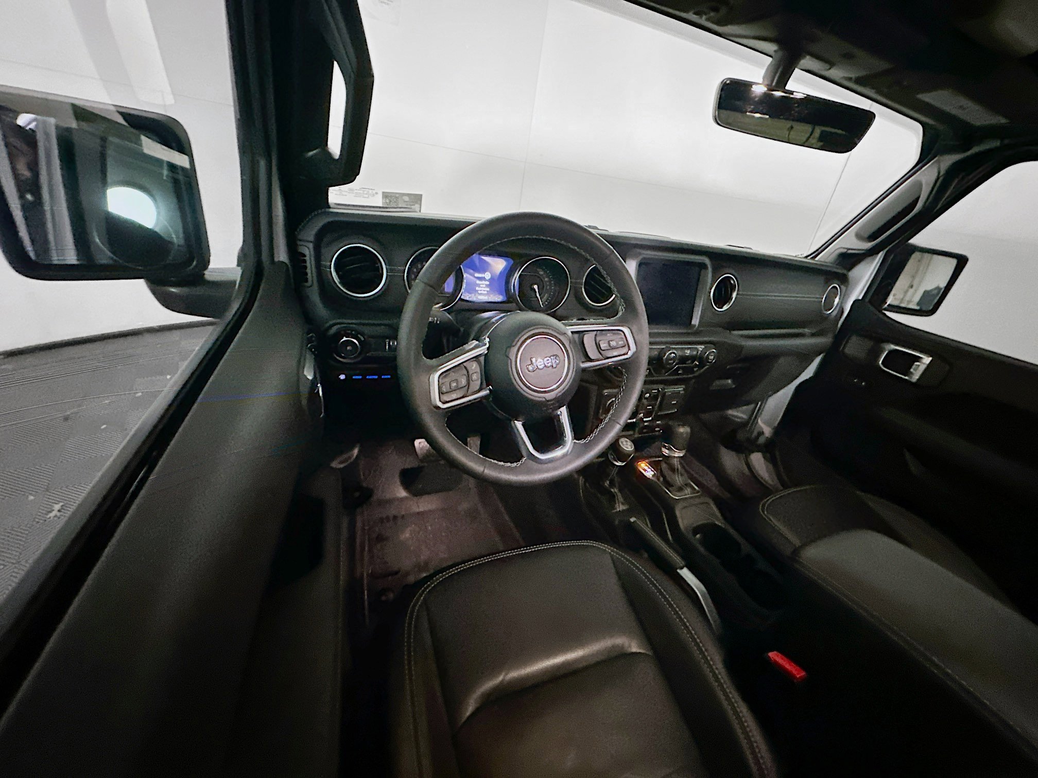 Used 2023 Jeep Wrangler Sahara image 18