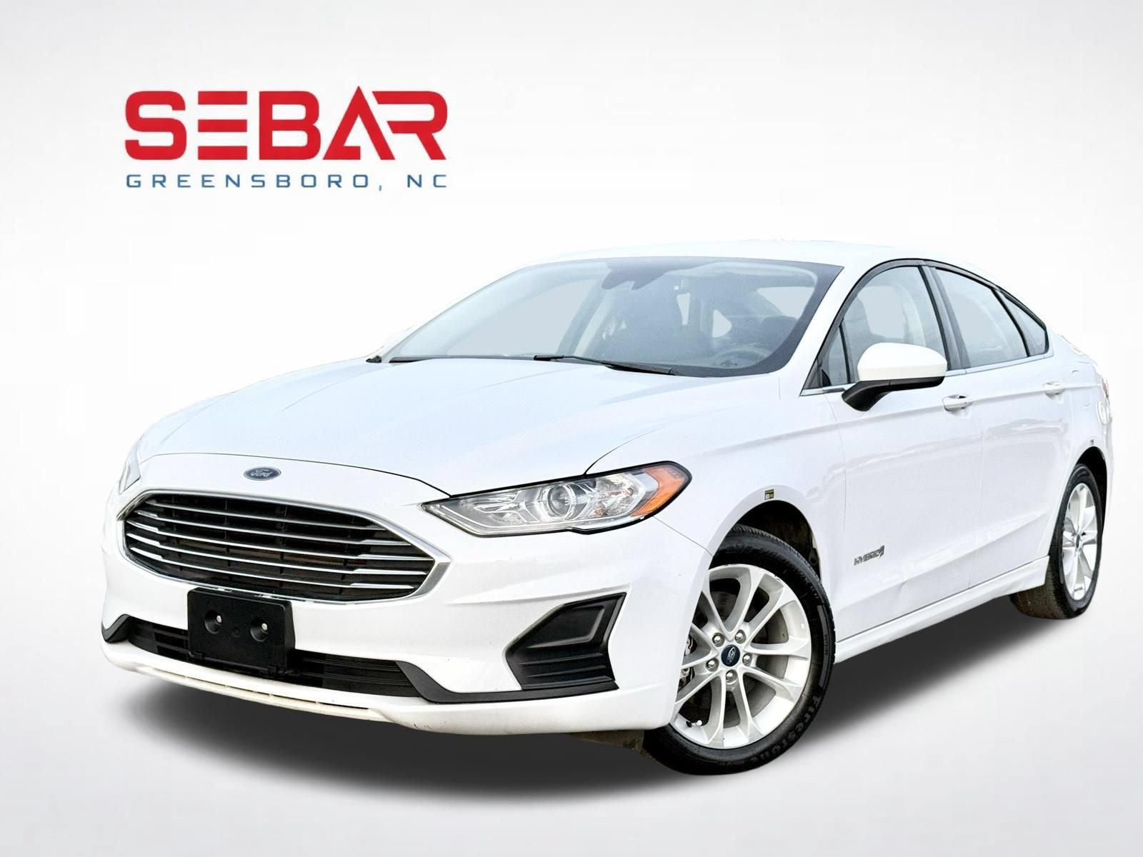 Used 2019 Ford Fusion SE FWD image 1
