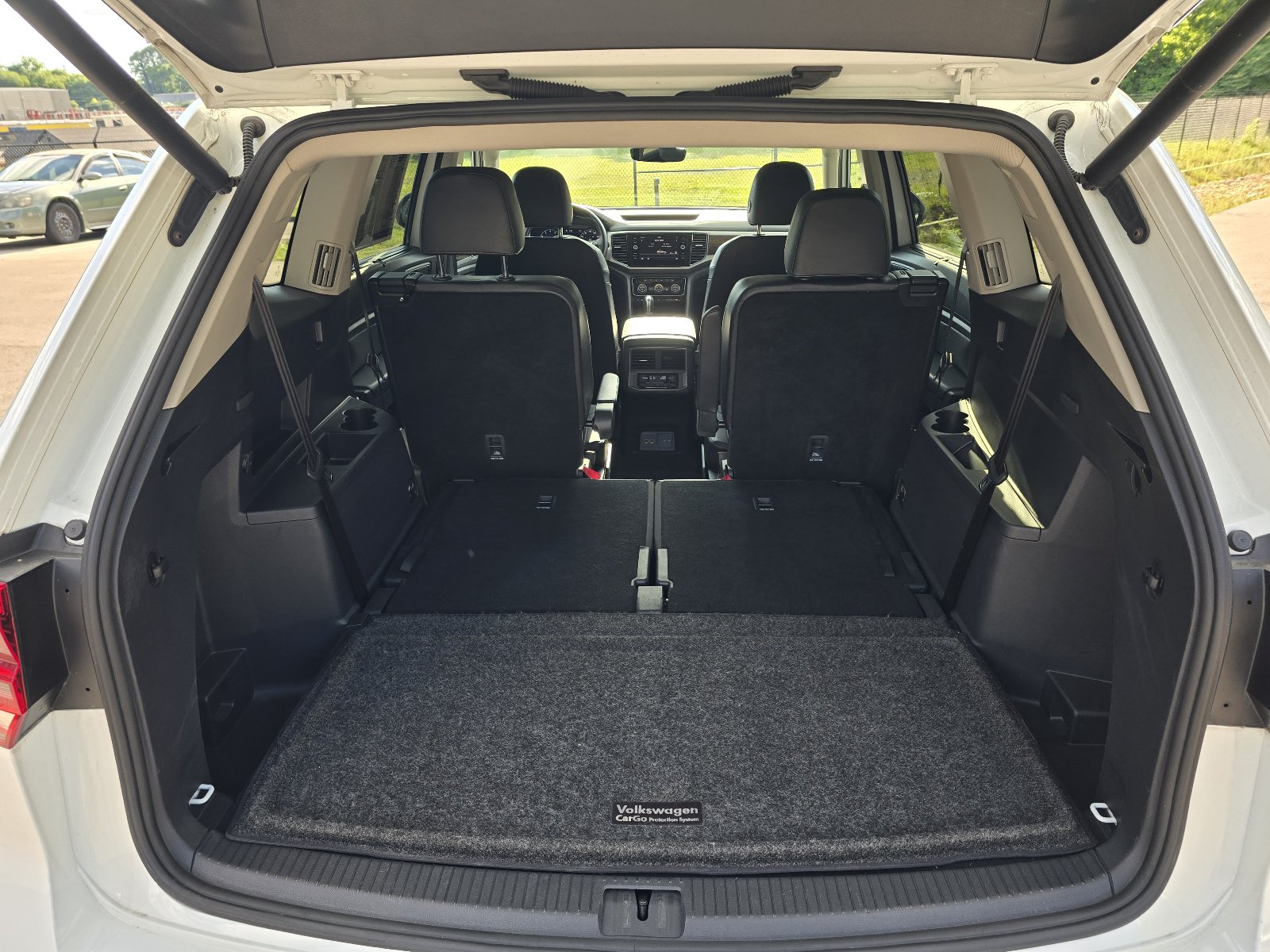 Used 2018 Volkswagen Atlas SEL Premium AWD/4WD image 26