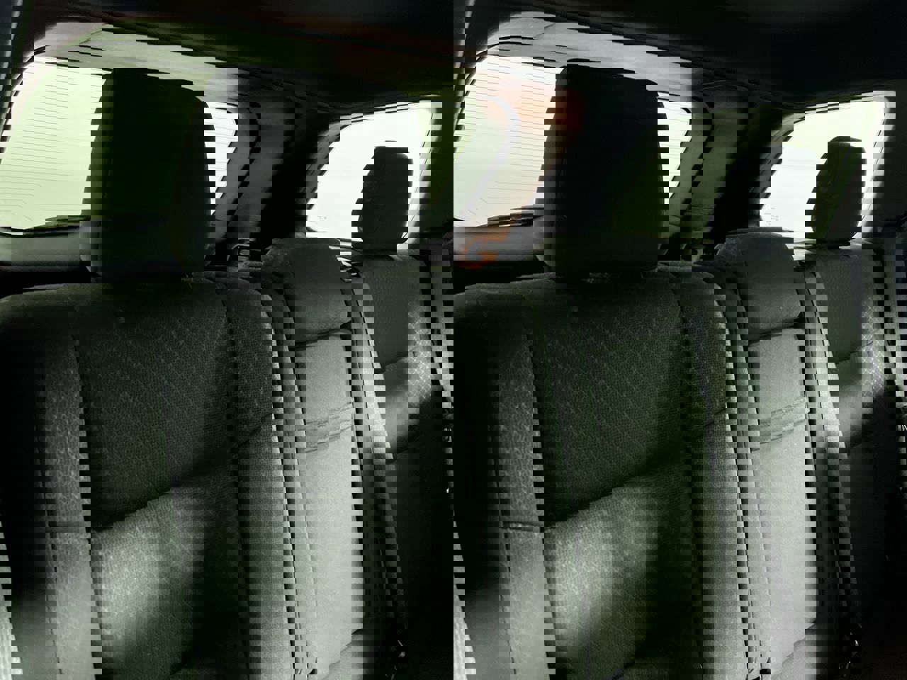 Used 2020 Jeep Grand Cherokee Laredo image 34