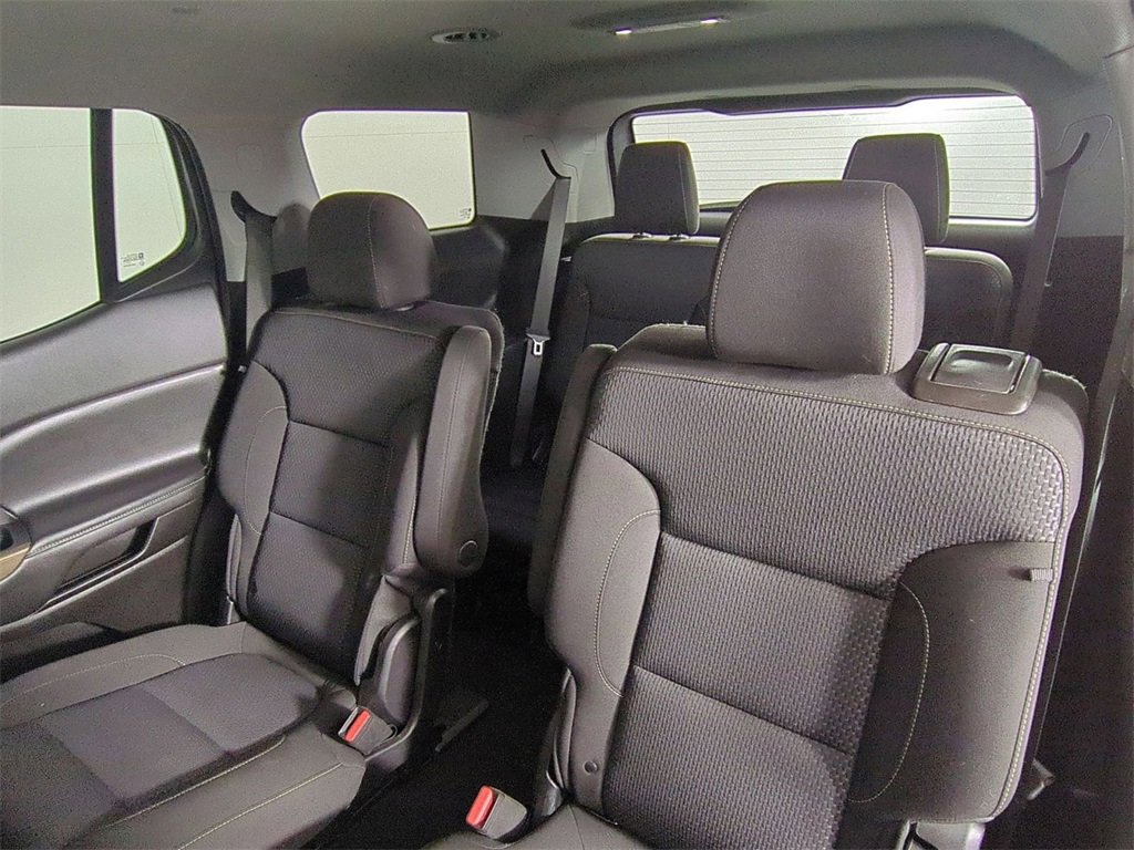 Certified 2023 GMC Acadia SLE w/ Driver Convenience Package image 24