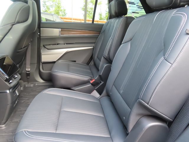 Certified 2026 Cadillac Vistiq Sport w/ LPO, Floor Liner Package AWD/4WD image 34
