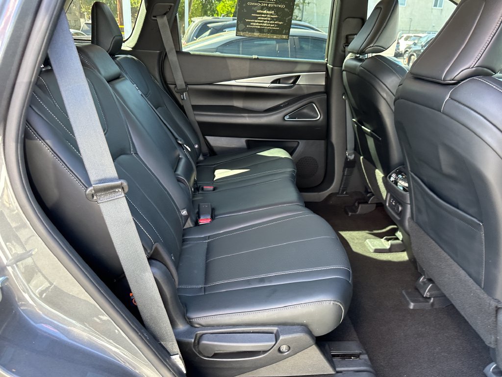 Used 2023 INFINITI QX60 Luxe w/ Performance Audio Package AWD/4WD image 17