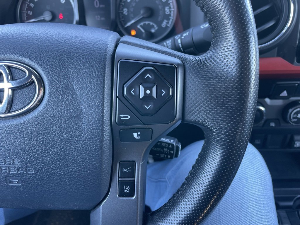 Used 2020 Toyota Tacoma TRD Off-Road image 20