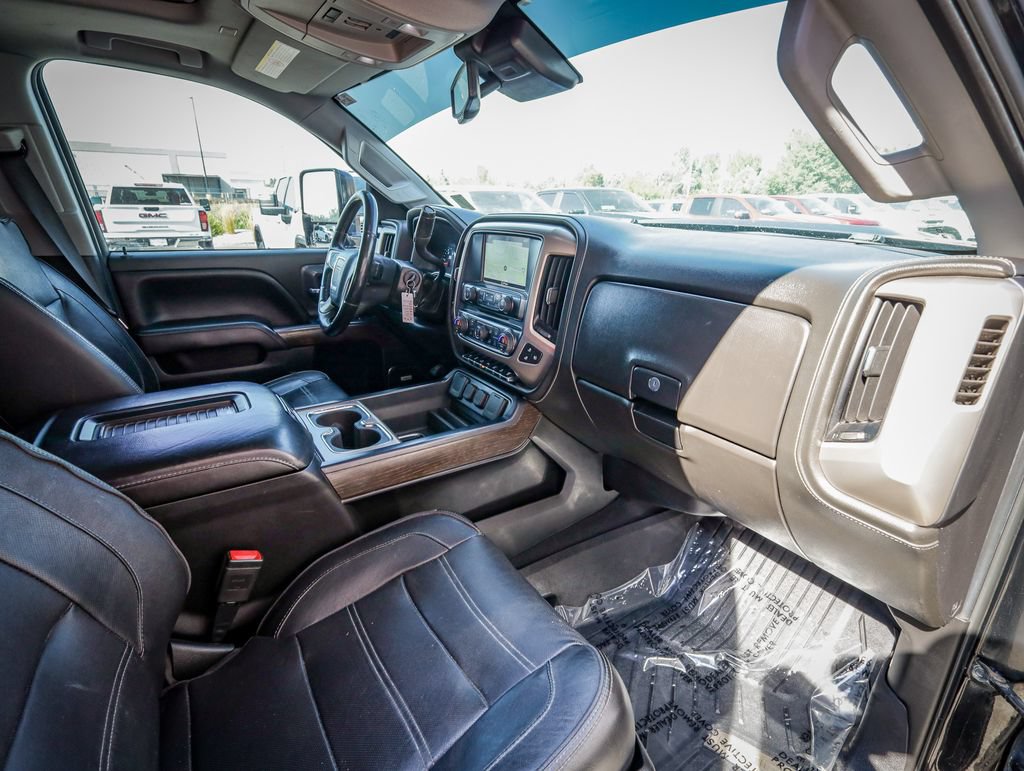 Used 2019 GMC Sierra 3500 Denali w/ Duramax Plus Package AWD/4WD image 23