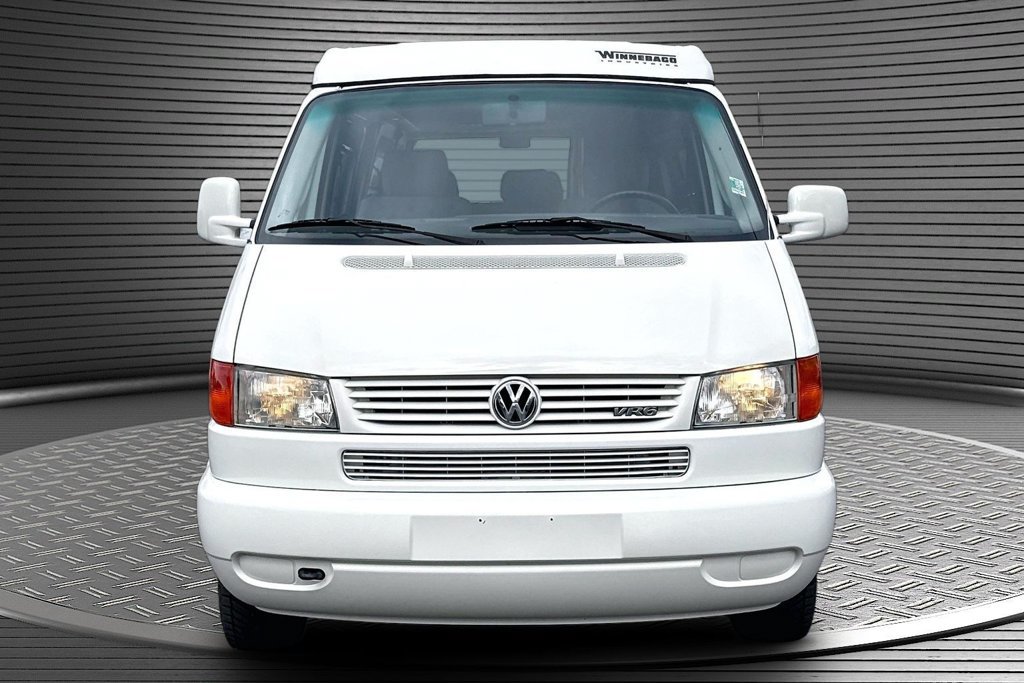 Used 1999 Volkswagen Eurovan Camper FWD image 3