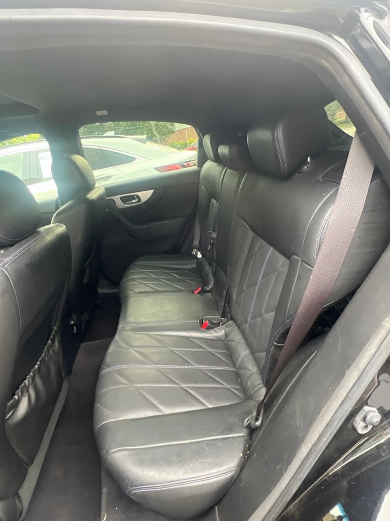 Used 2017 INFINITI QX70 AWD w/ Premium Package image 12