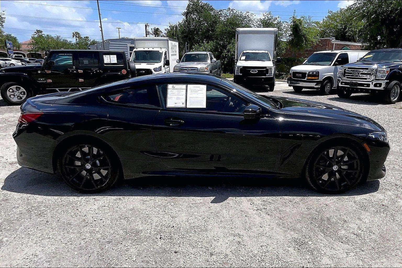Used 2023 BMW M850i xDrive Coupe w/ M Sport Professional Package AWD/4WD image 27