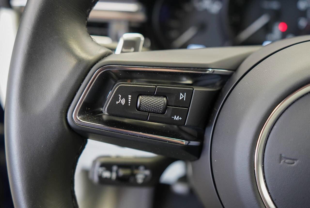 Used 2024 Porsche Macan image 50