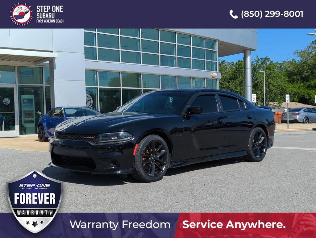 Used 2022 Dodge Charger R/T w/ Plus Group RWD image 2