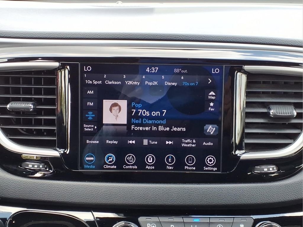 Used 2020 Chrysler Pacifica Touring-L Plus w/ Advanced Safetytec Group image 24