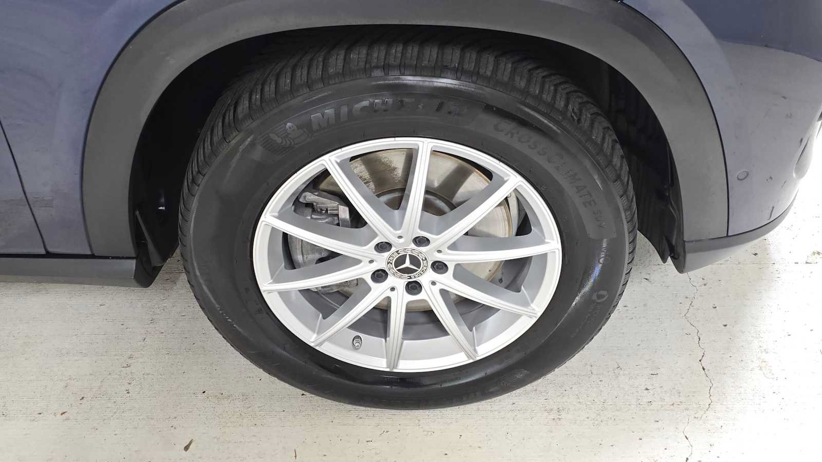 Certified 2024 Mercedes-Benz GLE 450 4MATIC image 9