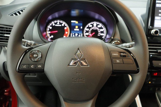 New 2026 Mitsubishi Eclipse Cross LE AWD/4WD image 8