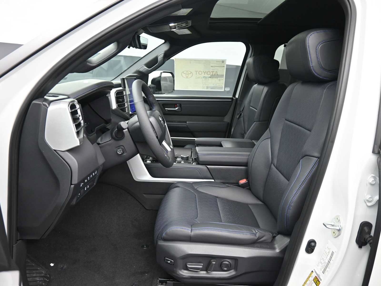 New 2024 Toyota Tundra Platinum AWD/4WD image 19