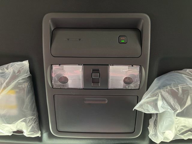 New 2026 Nissan Frontier PRO-4X w/ Pro-4x Convenience Package image 36