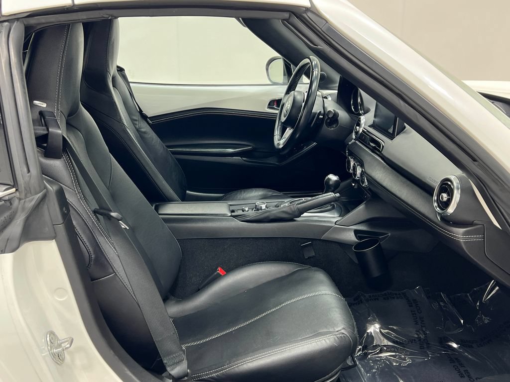 Used 2020 MAZDA MX-5 Miata RF Grand Touring RWD image 30