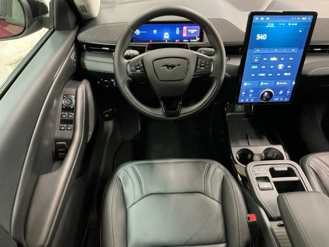 Used 2025 Ford Mustang Mach-E Premium RWD image 12