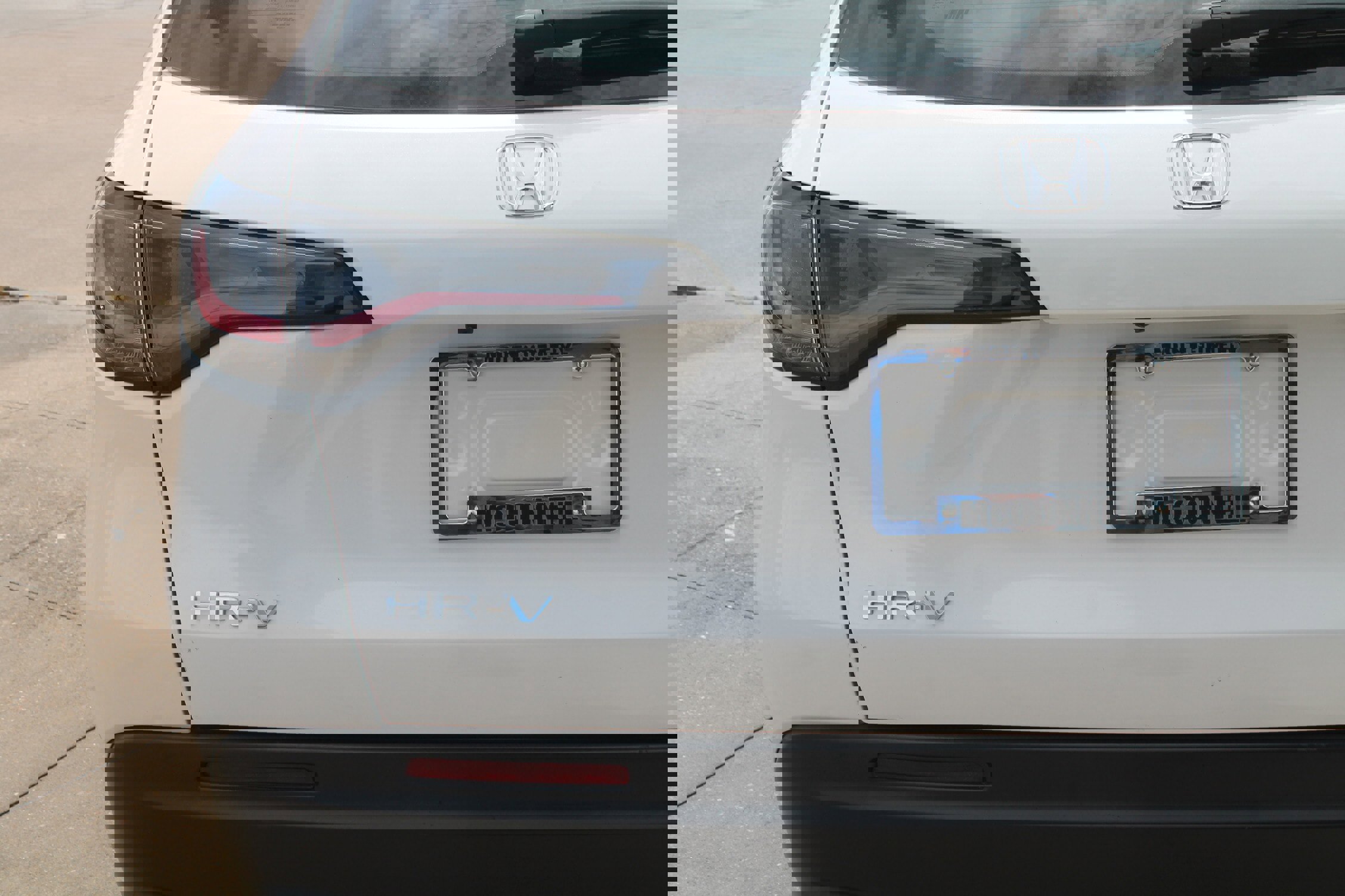 Used 2024 Honda HR-V LX image 5