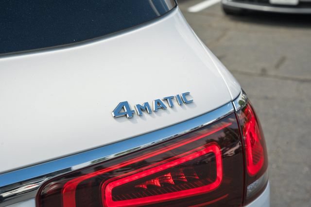 Used 2023 Mercedes-Benz GLS 450 4MATIC image 8