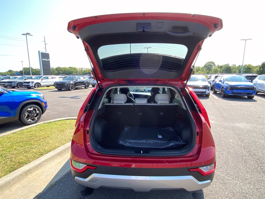 New 2026 Kia Niro EX FWD image 9