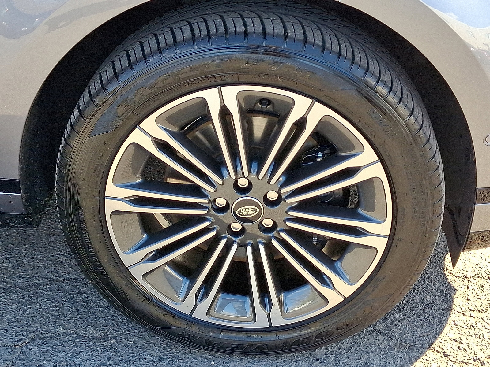 Used 2026 Land Rover Range Rover Evoque Dynamic SE image 11