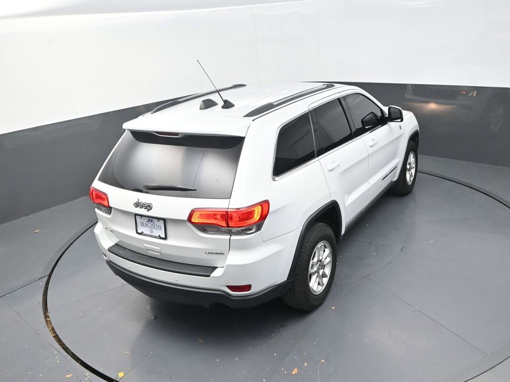 Used 2019 Jeep Grand Cherokee Laredo AWD/4WD image 21