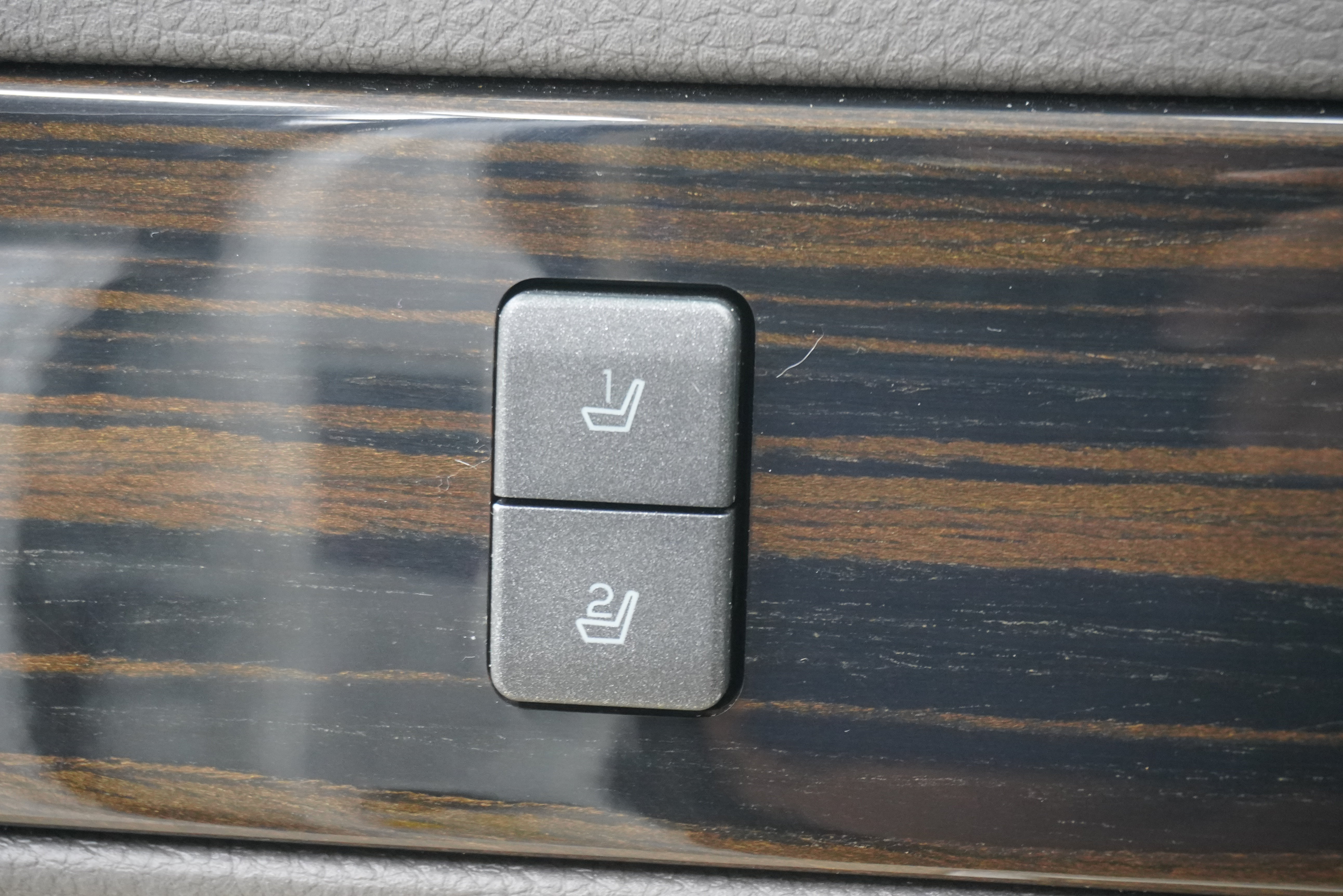 Used 2009 Lincoln MKX 2WD image 12