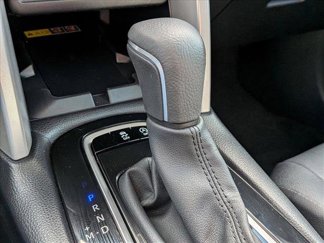 Used 2025 Toyota Corolla Cross XLE w/ Convenience Package image 12