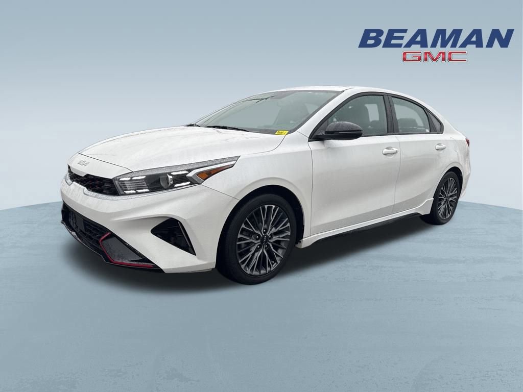 Used 2023 Kia Forte GT-Line w/ GT-Line Premium Package image 3