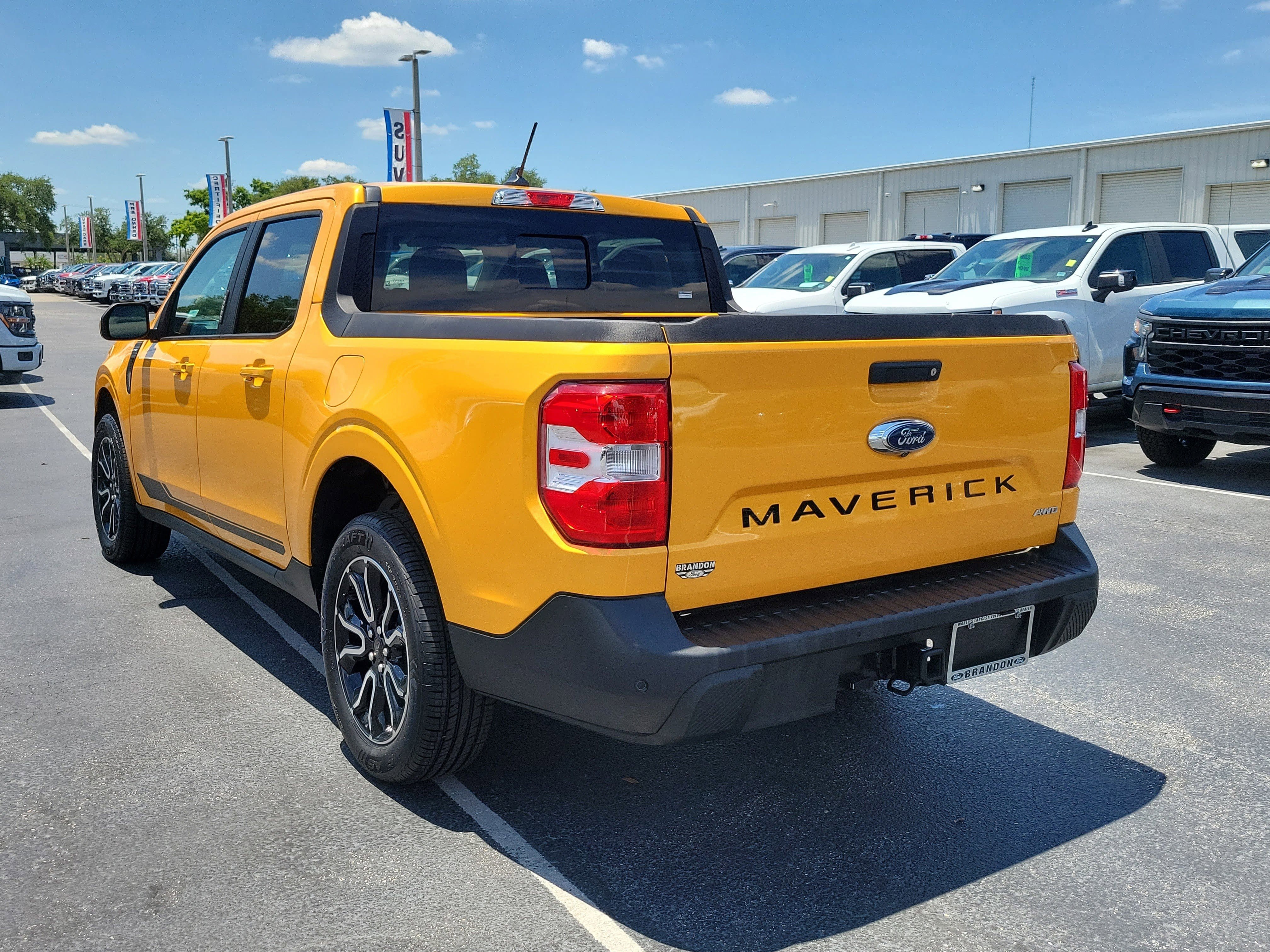 Certified 2022 Ford Maverick Lariat w/ Lariat Luxury Package AWD/4WD image 7