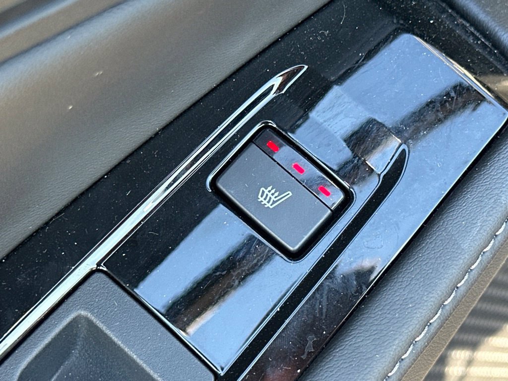 Used 2023 Honda Accord Touring image 14