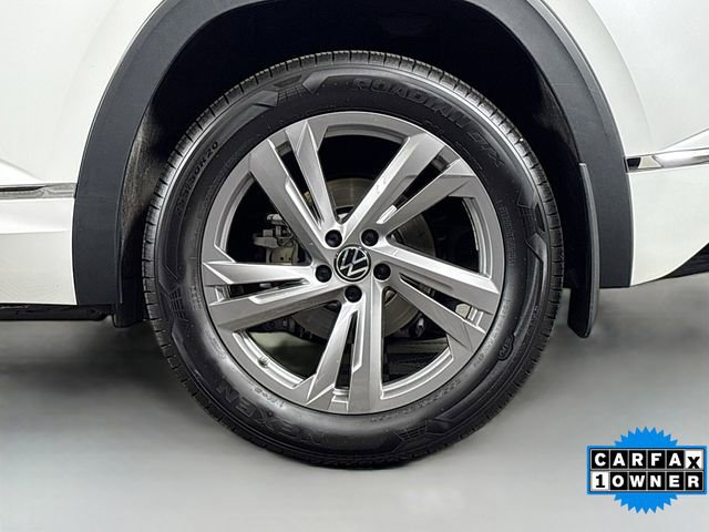 Used 2024 Volkswagen Atlas Cross Sport SEL R-Line AWD/4WD image 31