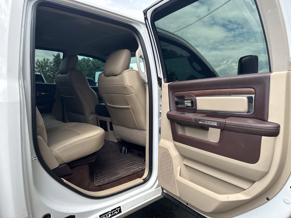 Used 2018 RAM 2500 Laramie AWD/4WD image 38