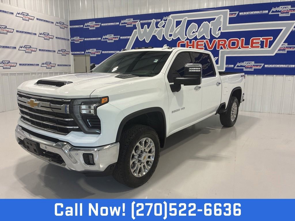 Used 2025 Chevrolet Silverado 2500 LTZ w/ LTZ Premium Package AWD/4WD video 1
