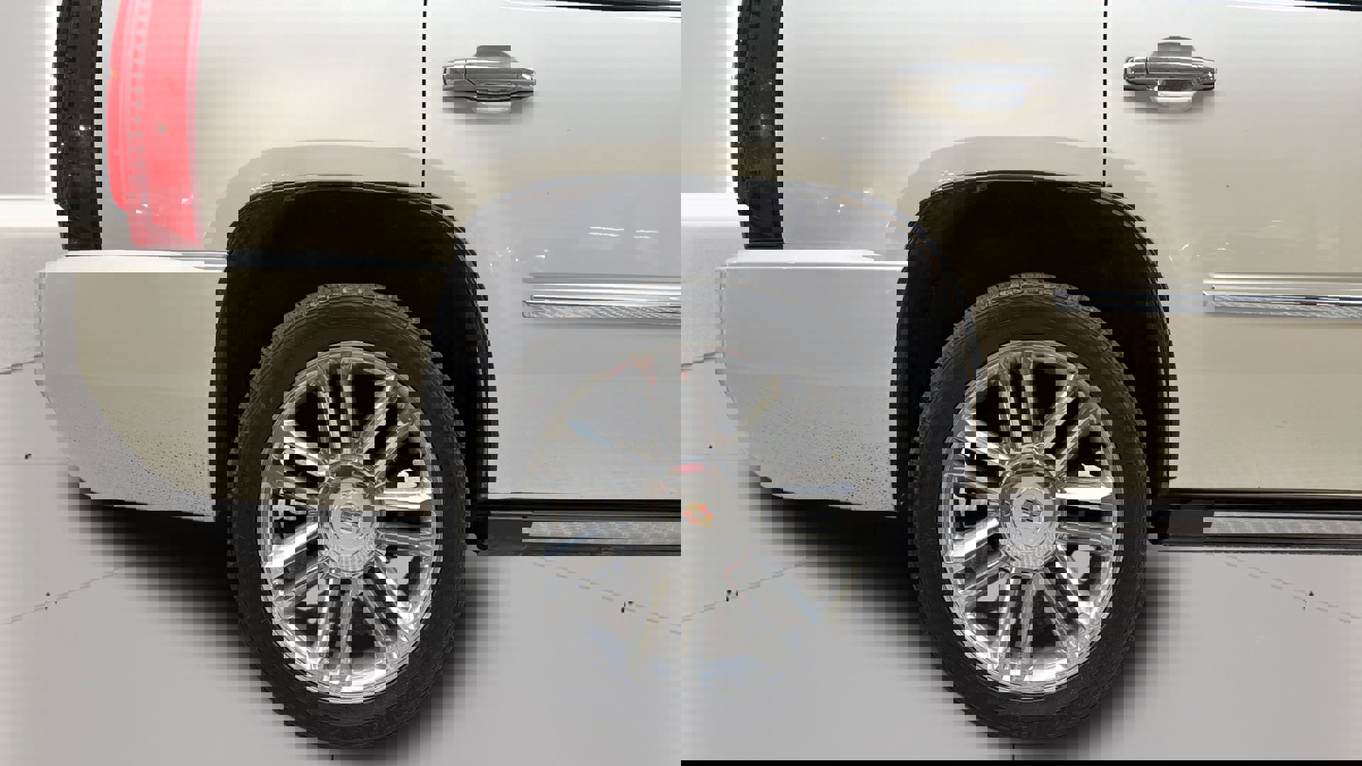 Used 2013 Cadillac Escalade Platinum image 34