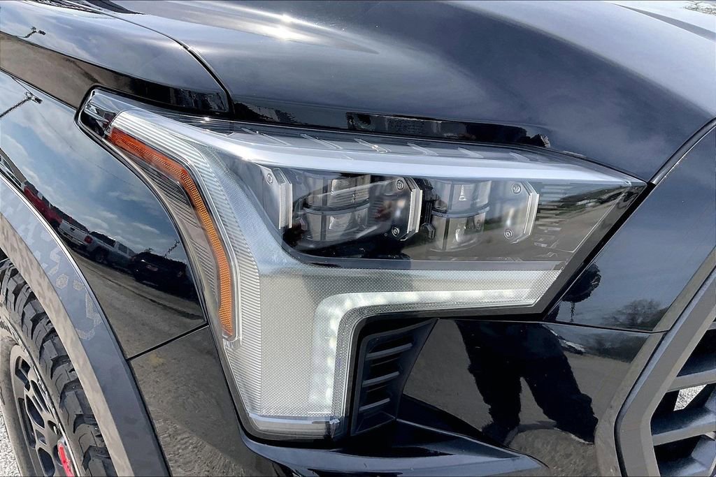 Used 2024 Toyota Sequoia TRD Pro AWD/4WD image 33