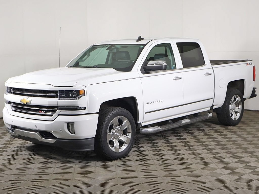 Used 2017 Chevrolet Silverado 1500 LTZ Z71 w/ LTZ Plus Package AWD/4WD image 7