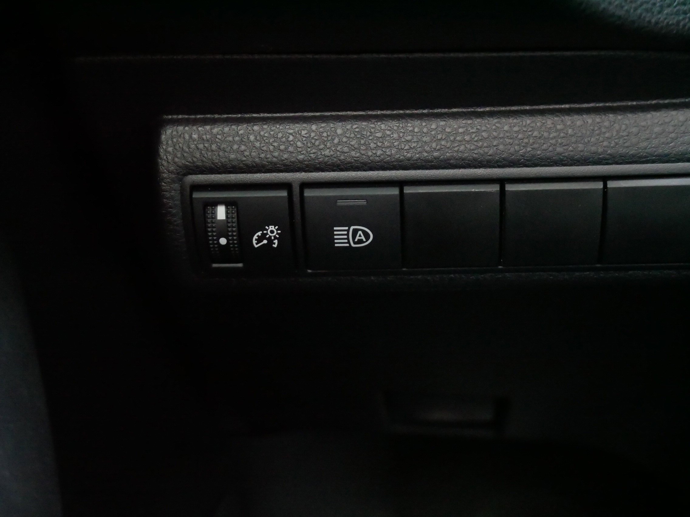 Certified 2025 Toyota Corolla LE w/ Convenience Package FWD image 26