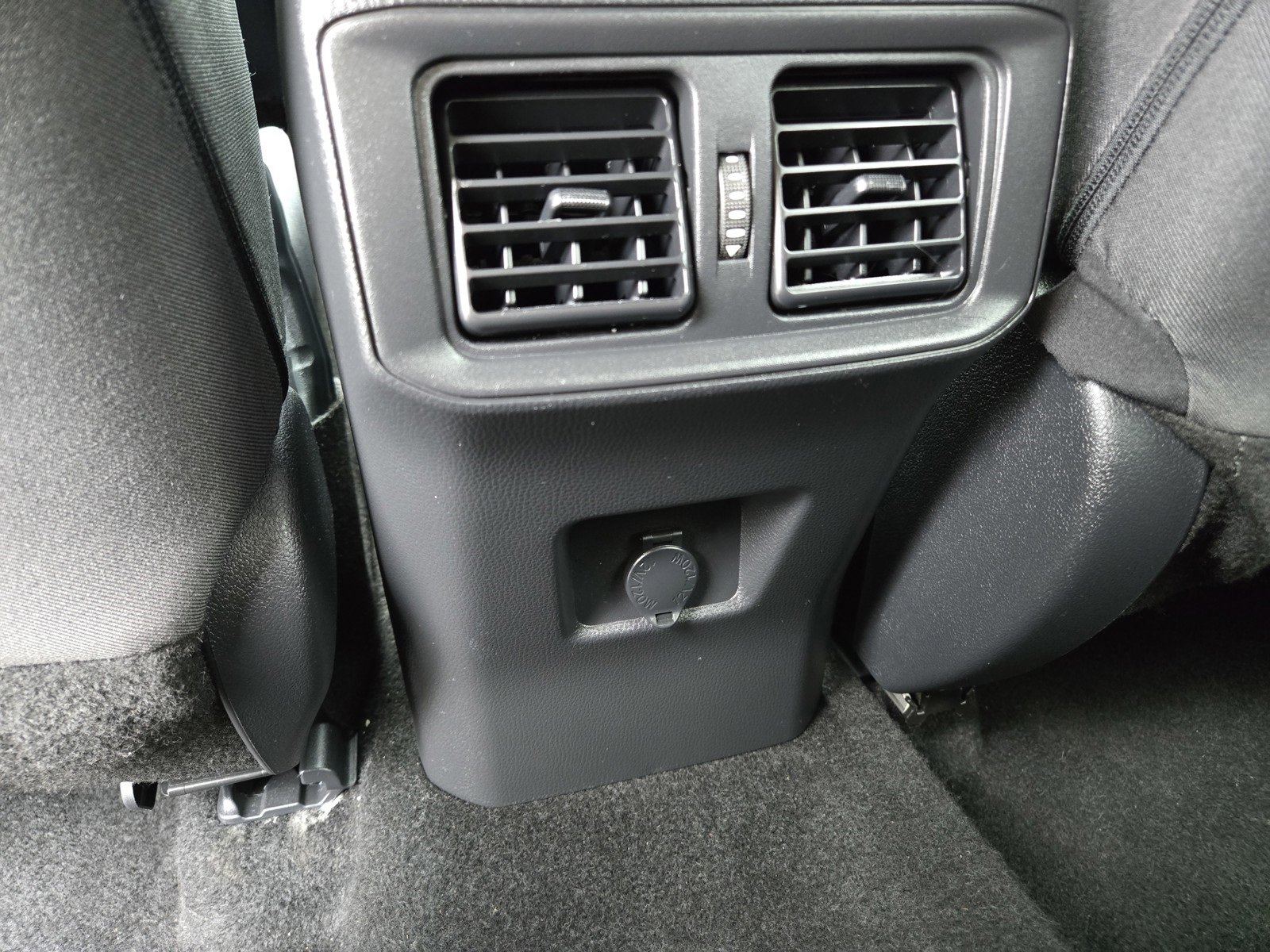 Used 2024 Toyota RAV4 LE image 12