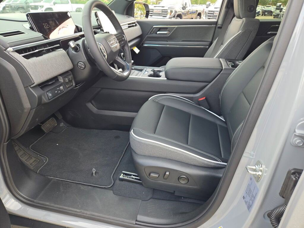 New 2026 GMC Sierra EV Elevation image 32